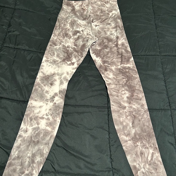 Lululemon Align Leggings - Picture 1 of 4
